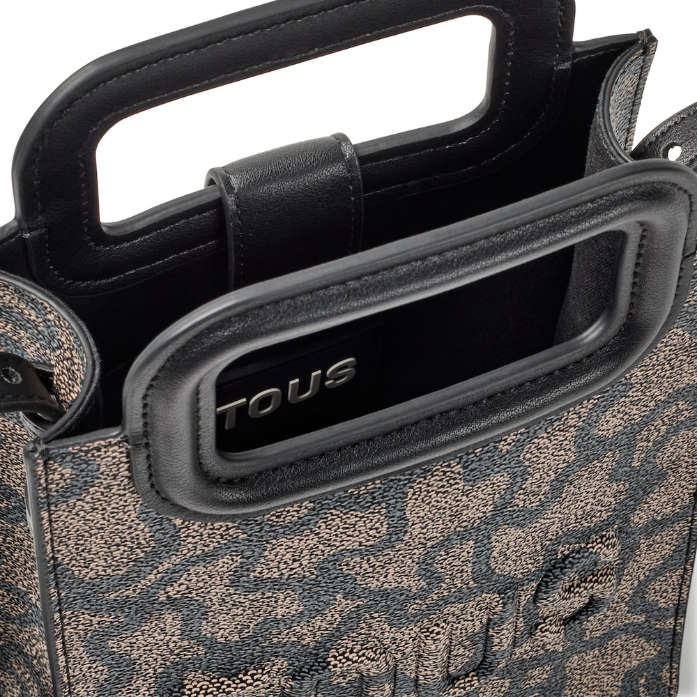 &Mu;ί&nu;&iota; &tau;&sigma;ά&nu;&tau;&alpha; Kaos Icon Pop &sigma;&epsilon; &mu;&alpha;ύ&rho;&omicron; &chi;&rho;ώ&mu;&alpha;