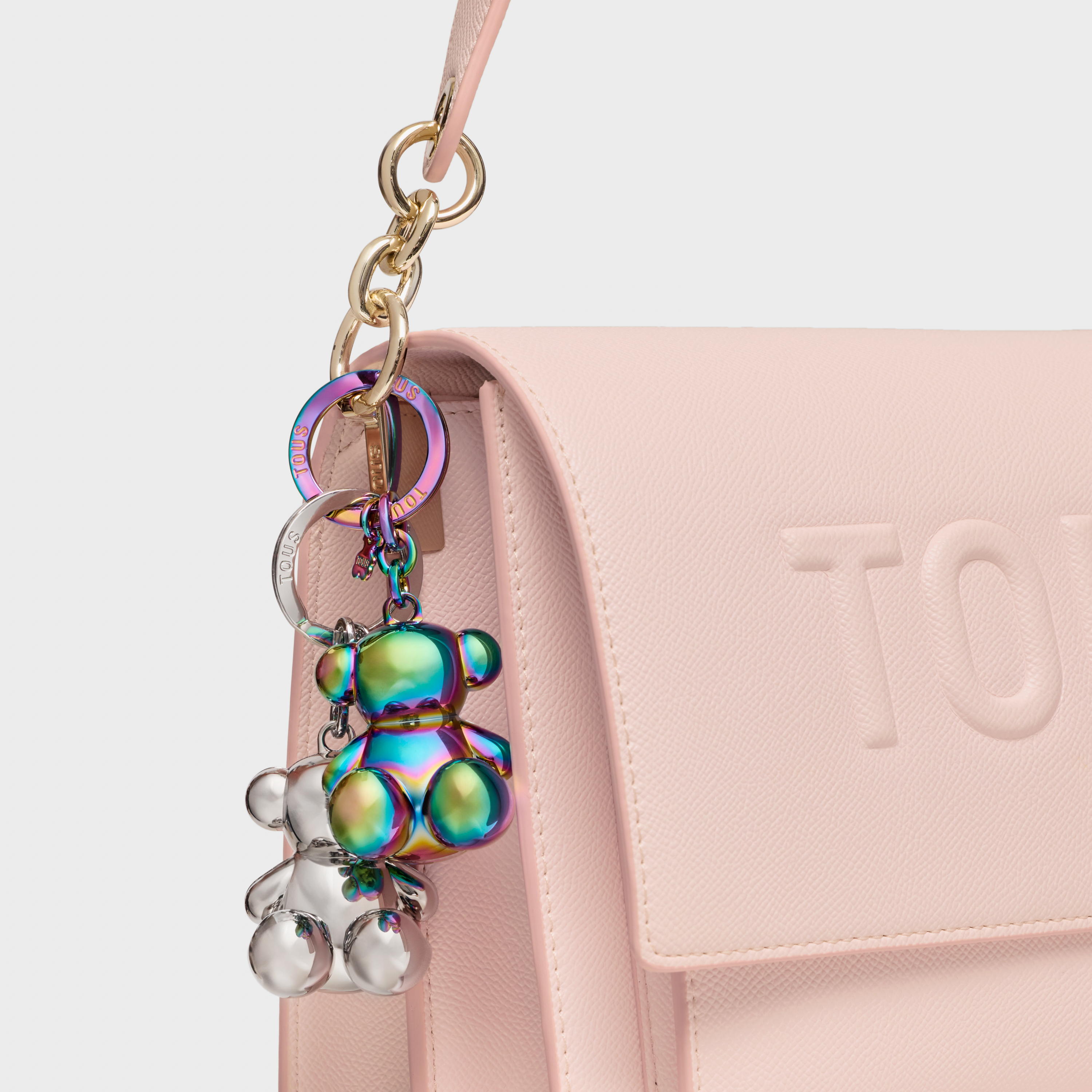 Iridescent metal Bold Bear Key ring