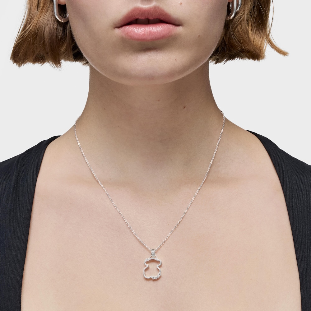 Collar de plata Silueta