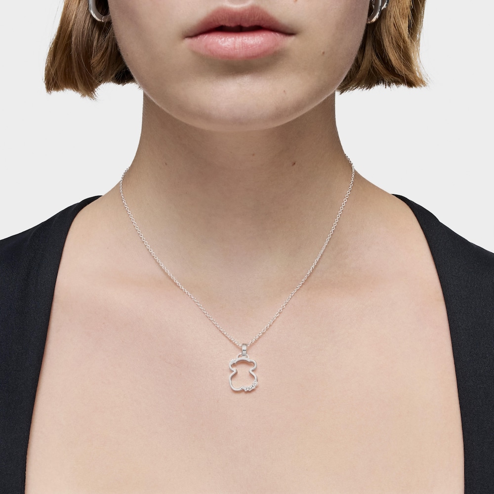 Collar de plata Silueta