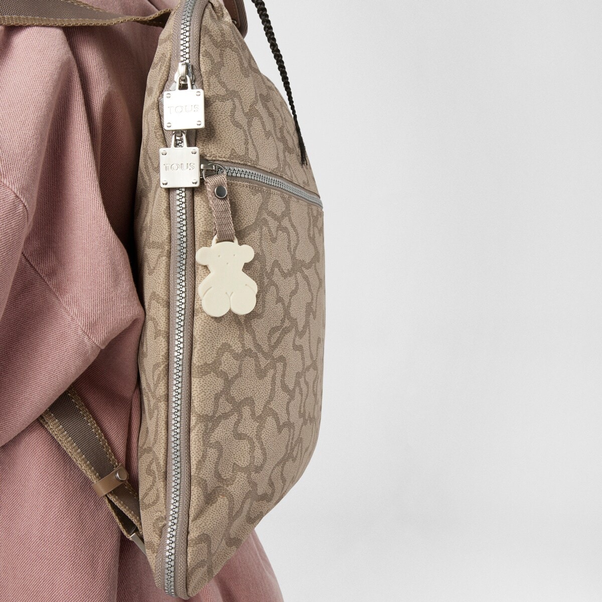 Mochila Kaos New Colores de Nylon en color piedra