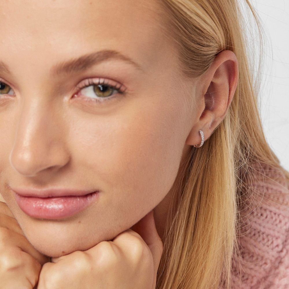 Pendientes aro de oro blanco y diamantes Les Classiques