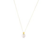 Alecia Necklace in Gold with Pearl