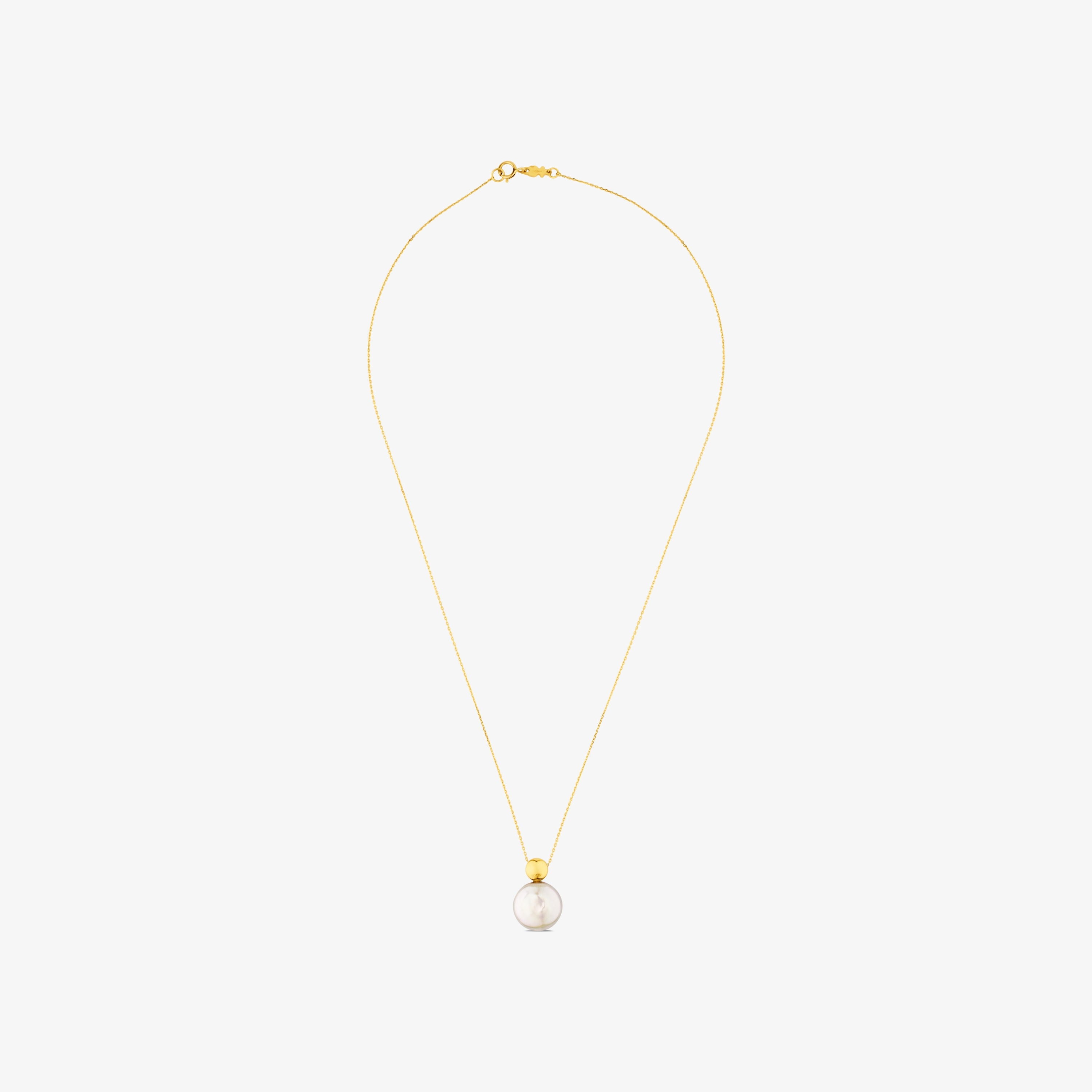 Alecia Necklace in 18K solid gold with Pearl.