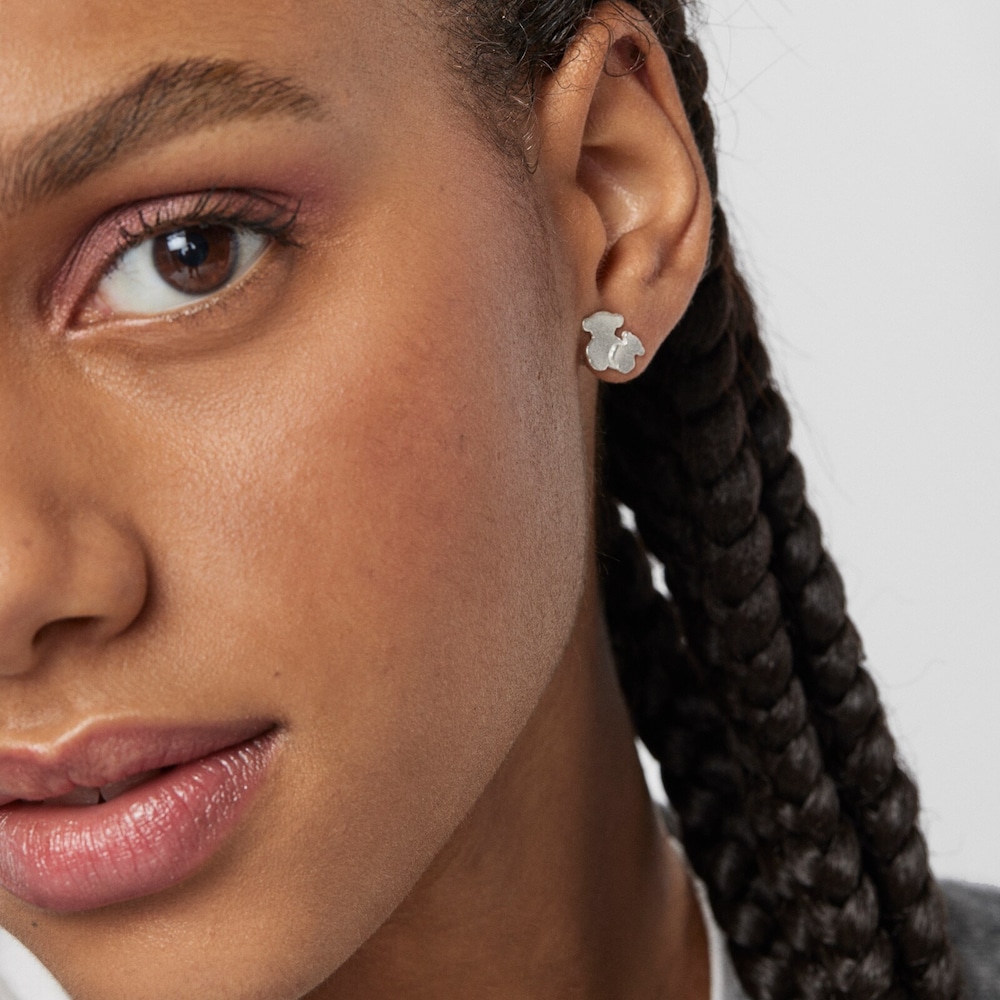 Pendientes de plata motivo oso 1cm. Hill