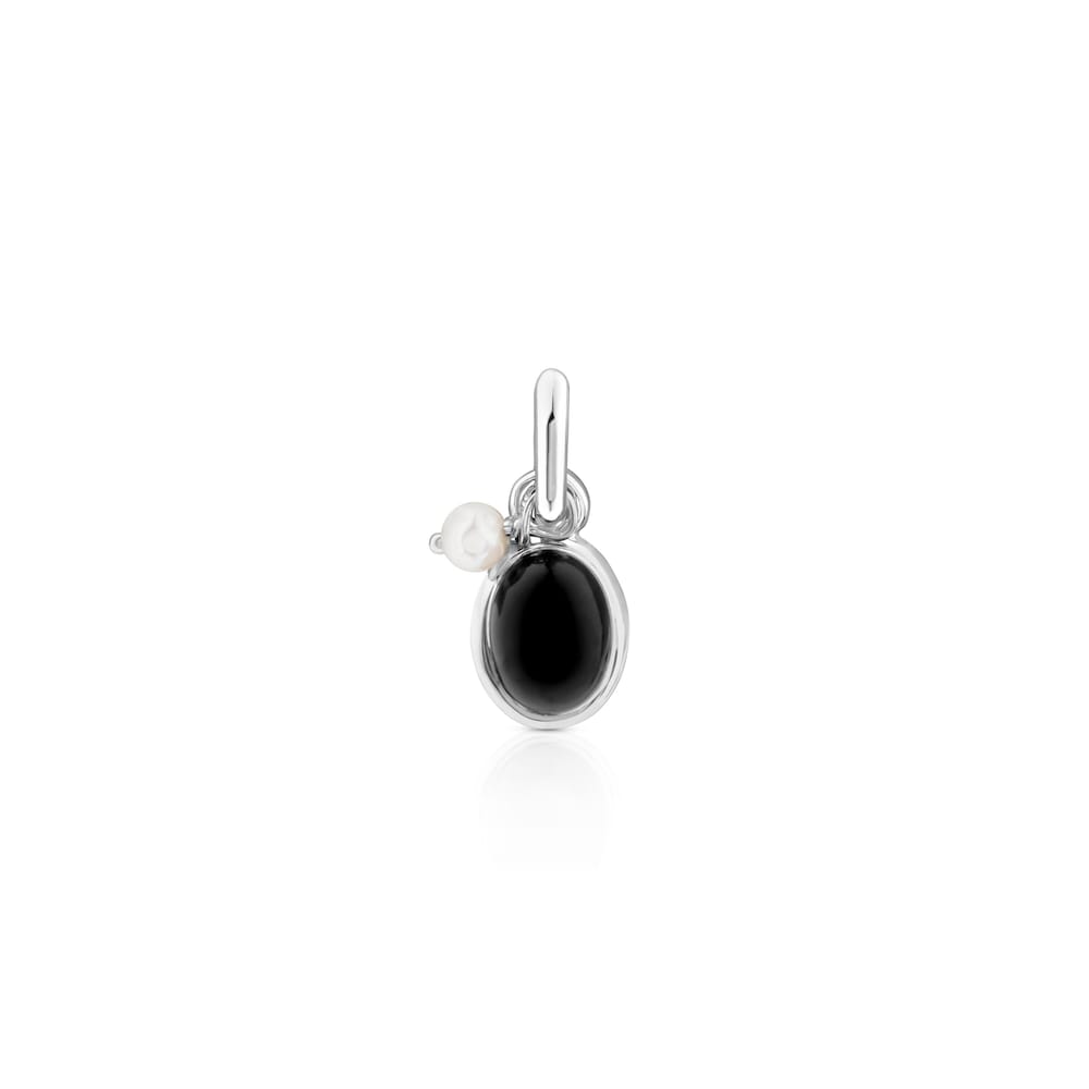 Silver Tiny Pendant with Onyx and Pearl