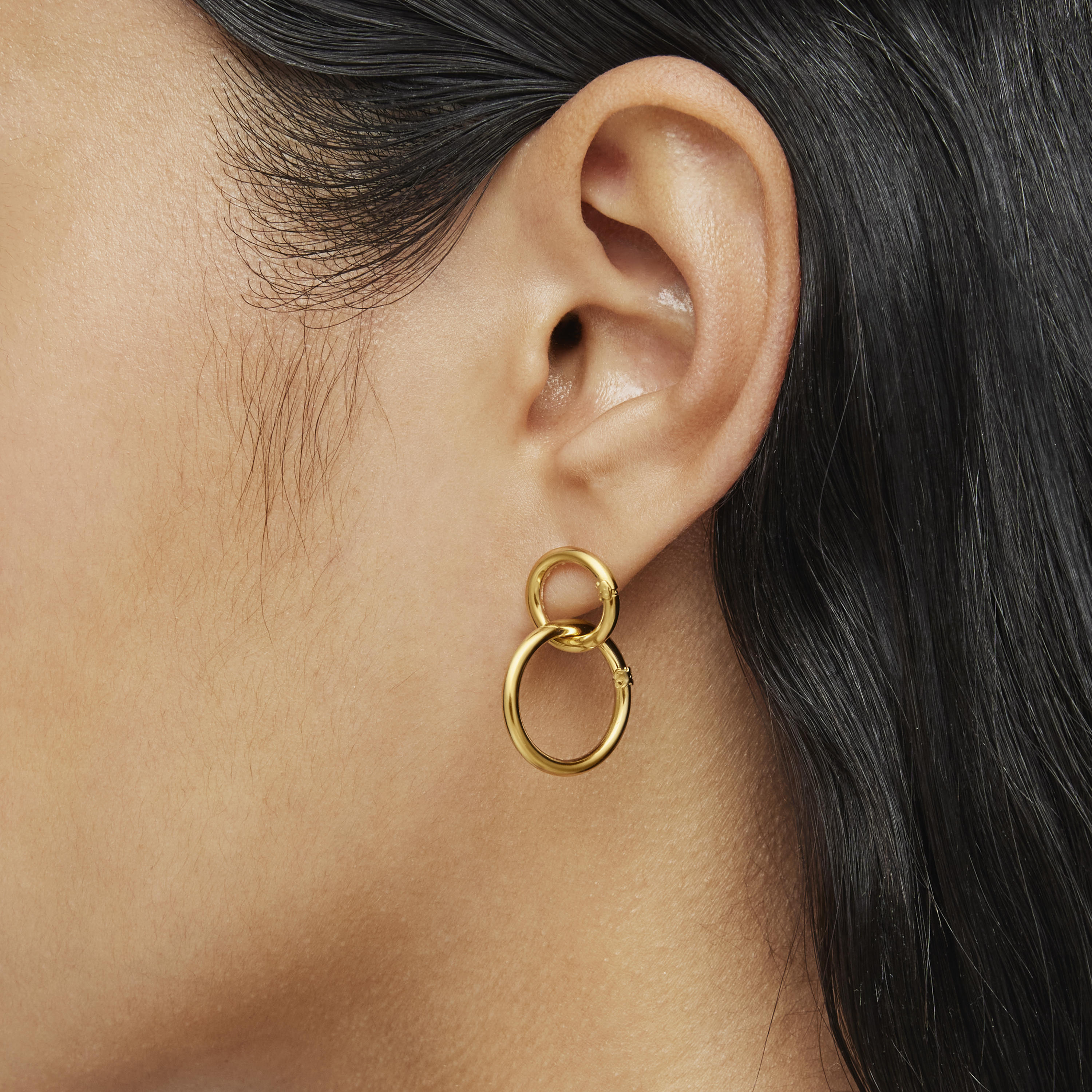 Gold Hold Earrings 47/100