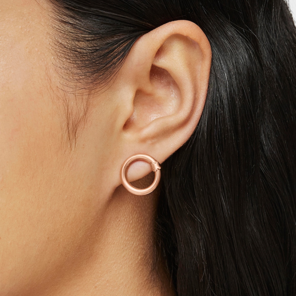 Pendientes pequeños con baño de oro rosa 18 kt sobre plata Hold image number 8