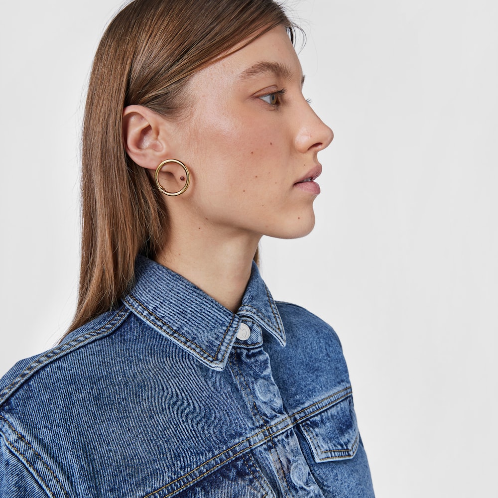 Aretes grandes Hold con ba&ntilde;o de oro 18 kt sobre plata