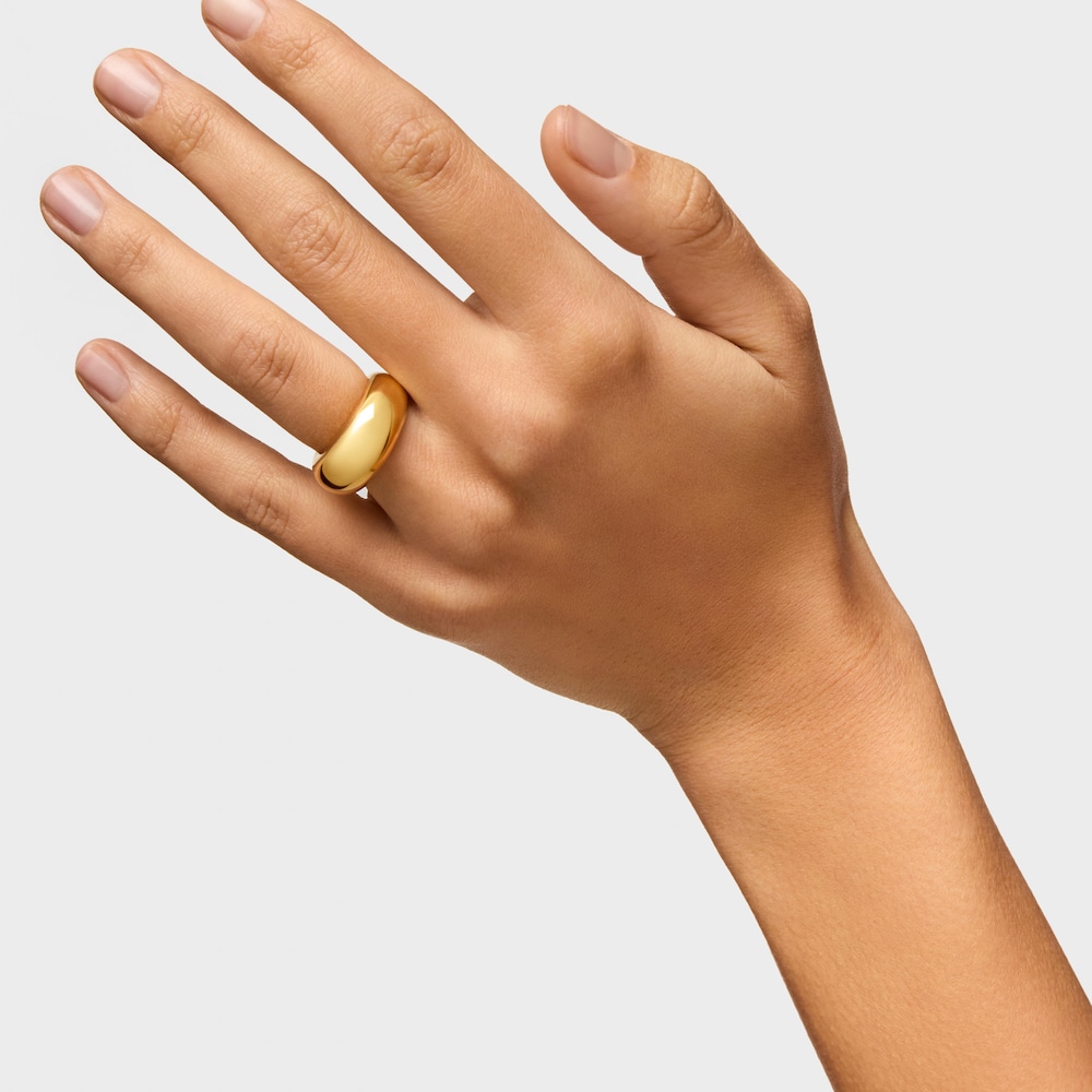 Anillo con baño de oro 18 kt sobre plata abombado Warm image number 7