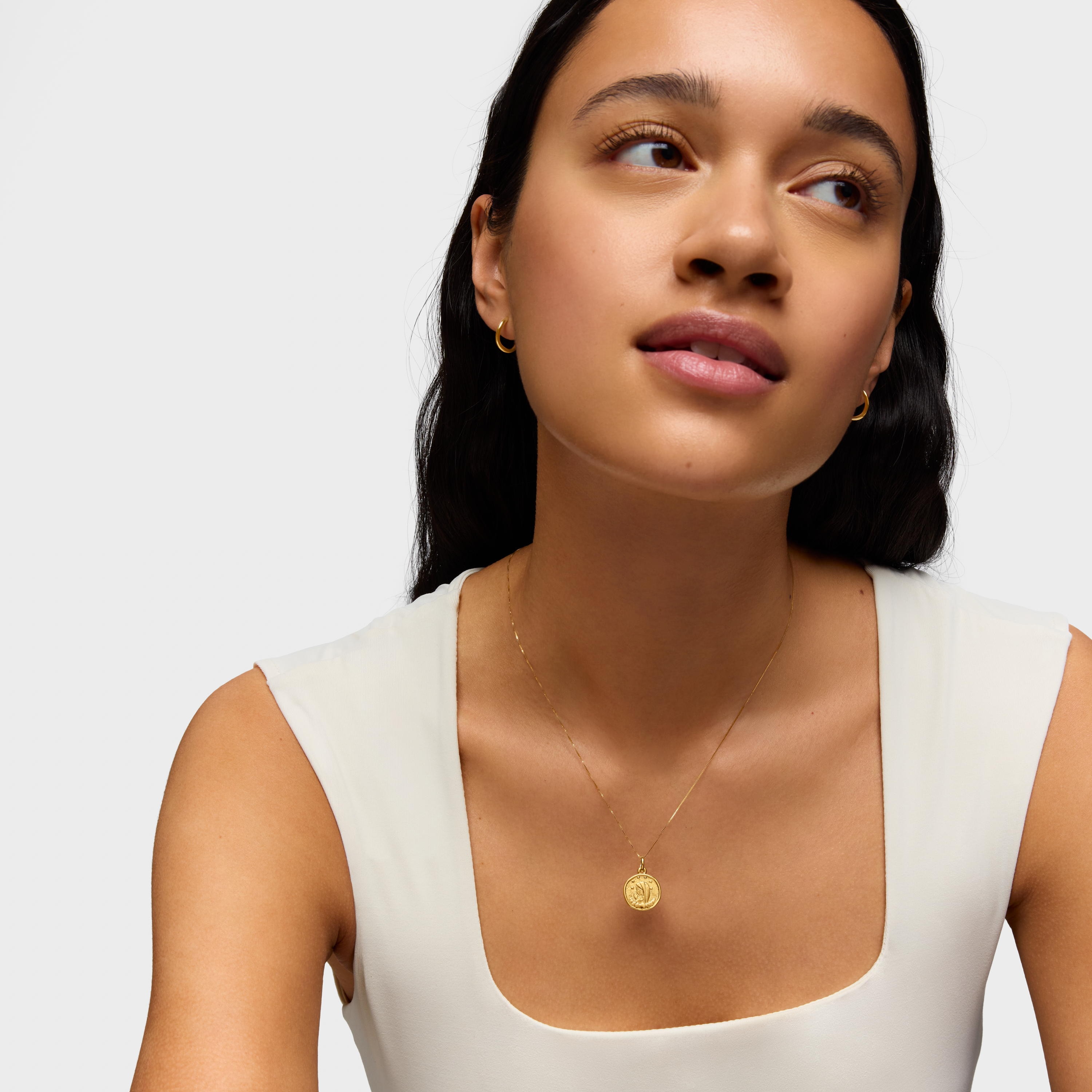 18K solid gold Devocion Pendant