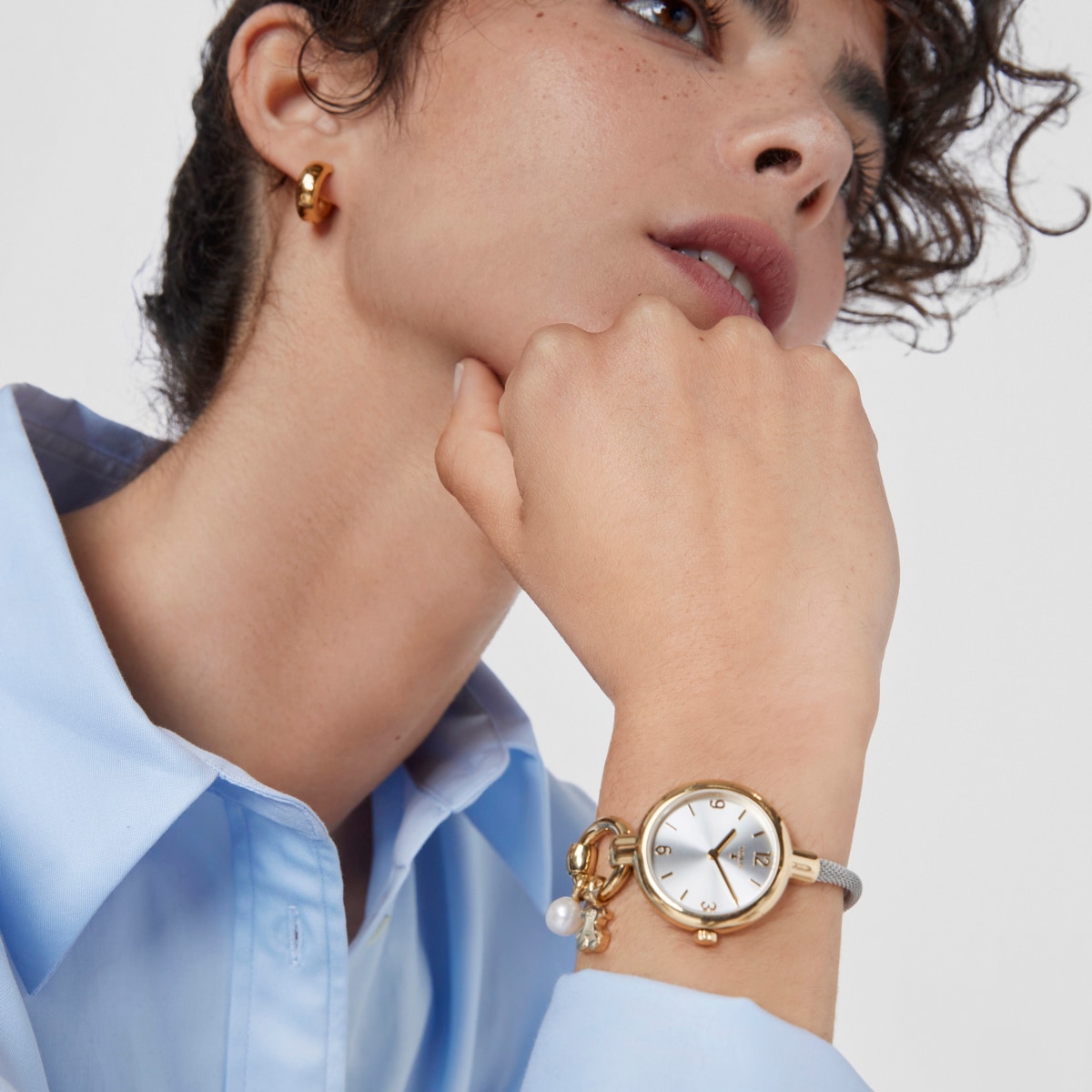 Gold-colored IP Steel Hold Charms Watch with steel strap