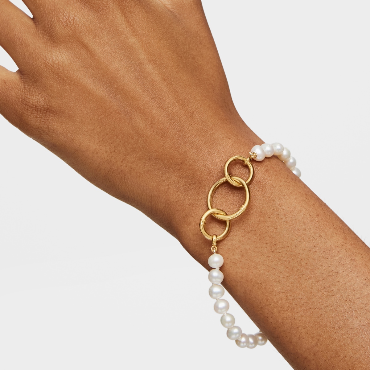 Gold Hold Bracelet with Pearls