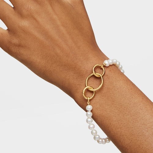 Gold Hold Bracelet with Pearls