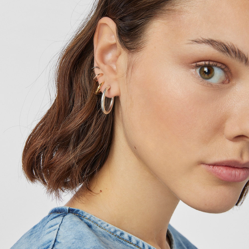 Arete Hold de Plata Dark Silver, ba&ntilde;o de oro 18 kt sobre plata y ba&ntilde;o de oro rosa 18 kt sobre plata