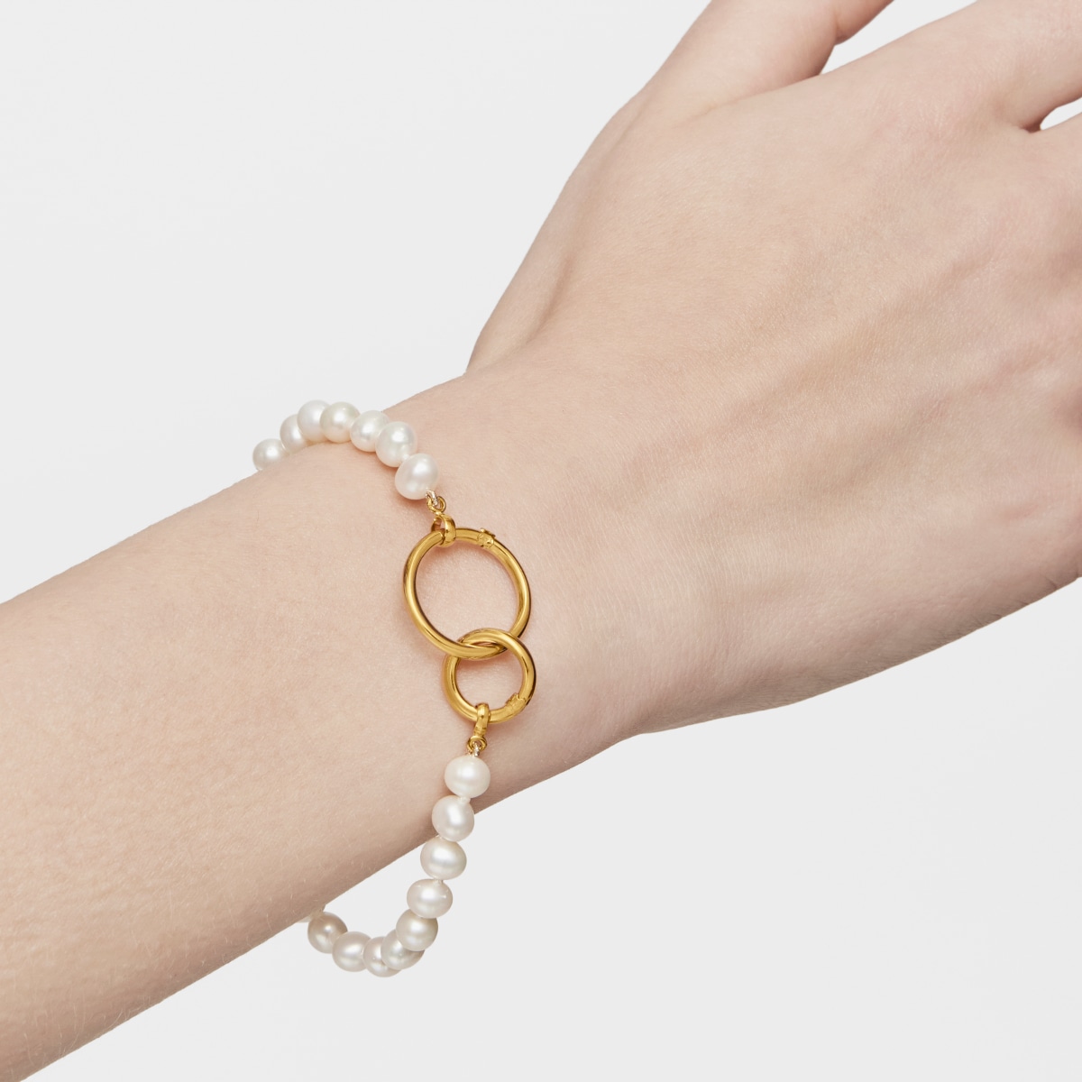 Medium Gold Hold Ring