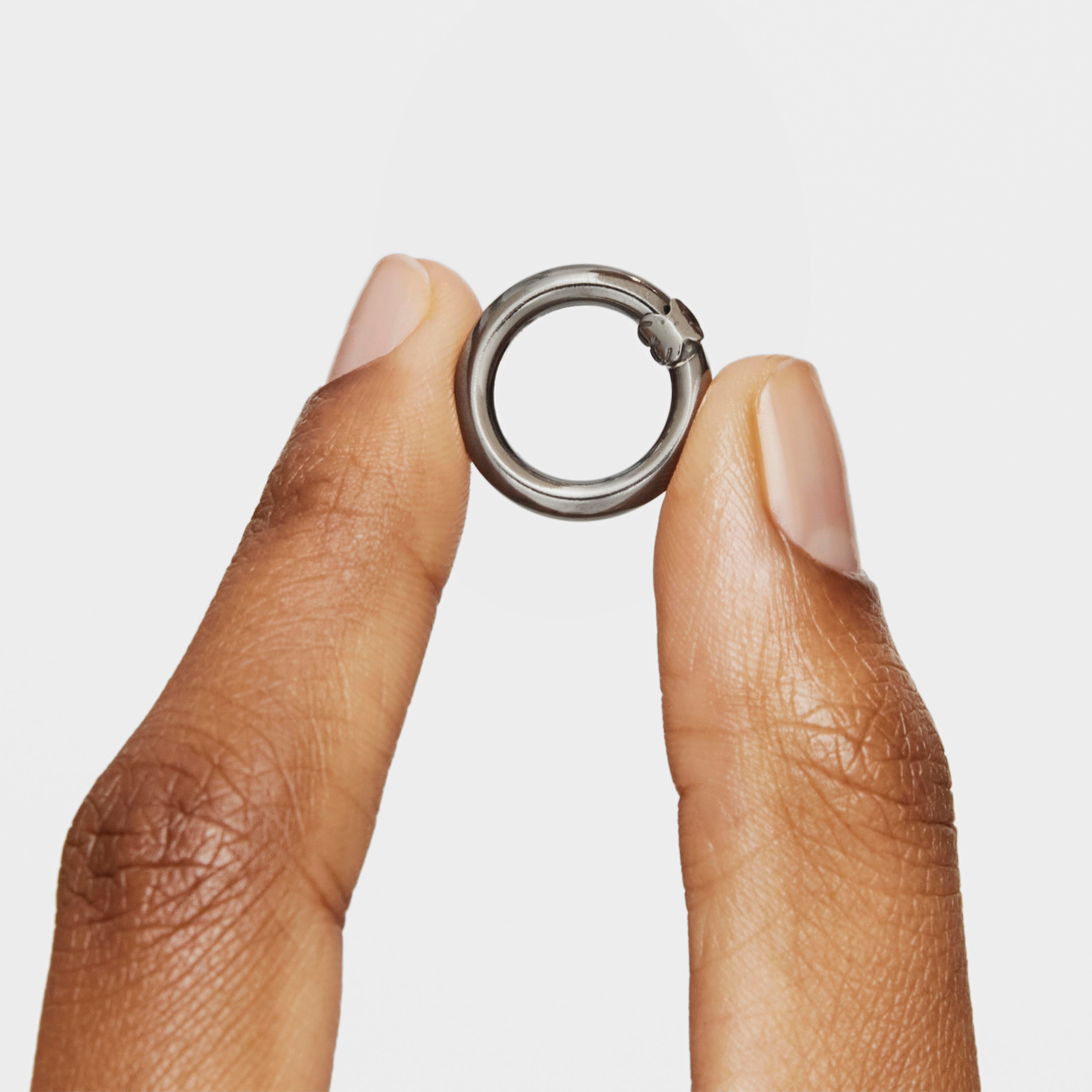 Small Dark Silver Hold Ring