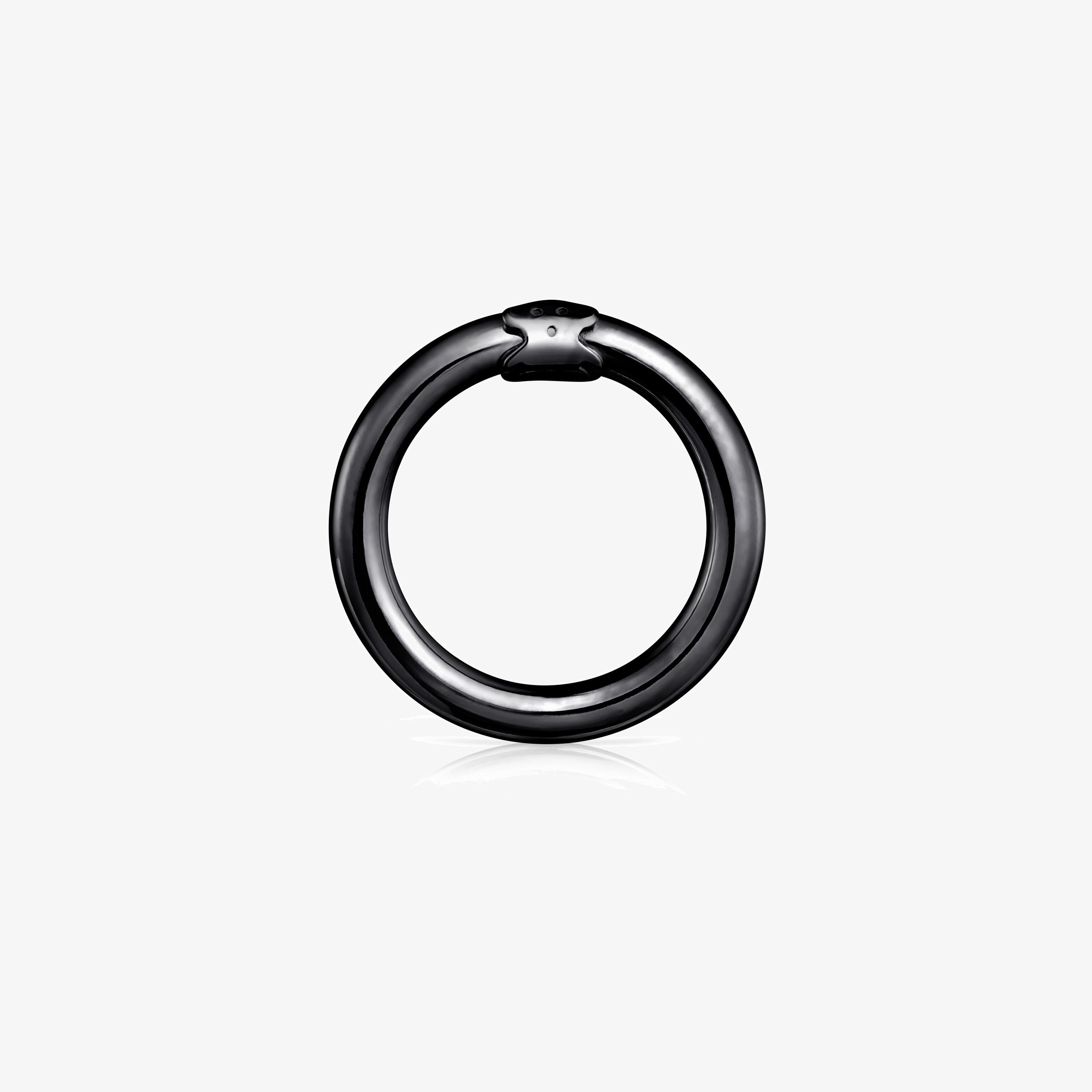 Medium Dark Silver Hold Ring