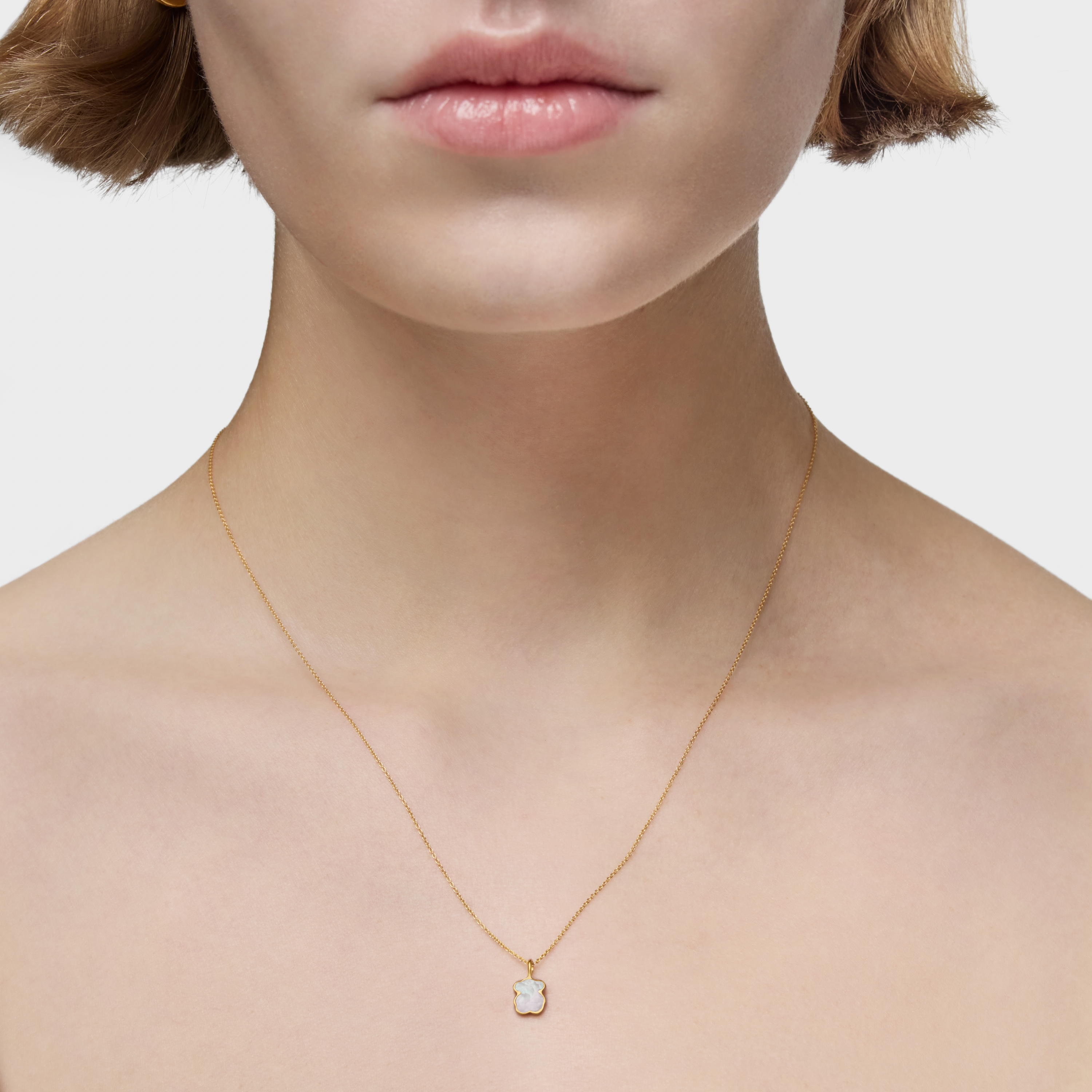 18K solid gold and Mother-of-pearl XXS bear Necklace