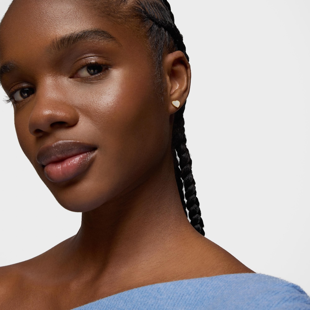 Pendientes coraz&oacute;n de oro y n&aacute;car XXS