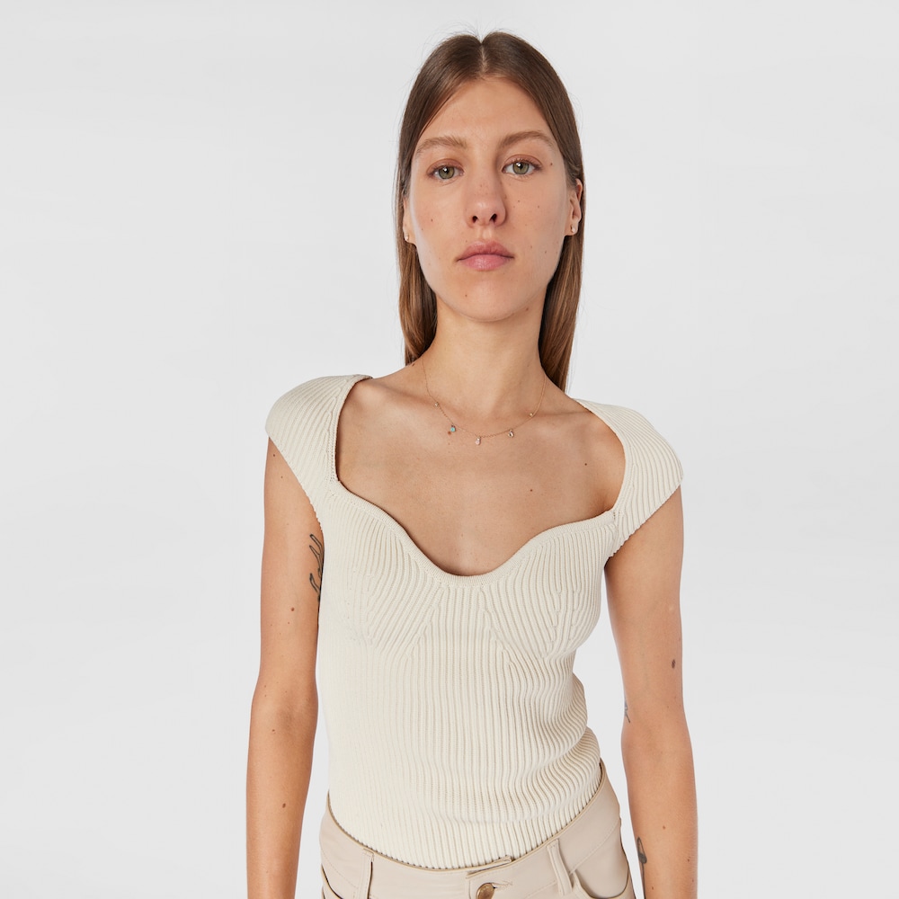 &Kappa;&omicron;&lambda;&iota;έ Mini Ivette &alpha;&pi;ό &Chi;&rho;&upsilon;&sigma;ό &mu;&epsilon; &Pi;&omicron;&lambda;ύ&tau;&iota;&mu;&omicron;&upsilon;&sigmaf; &lambda;ί&theta;&omicron;&upsilon;&sigmaf;