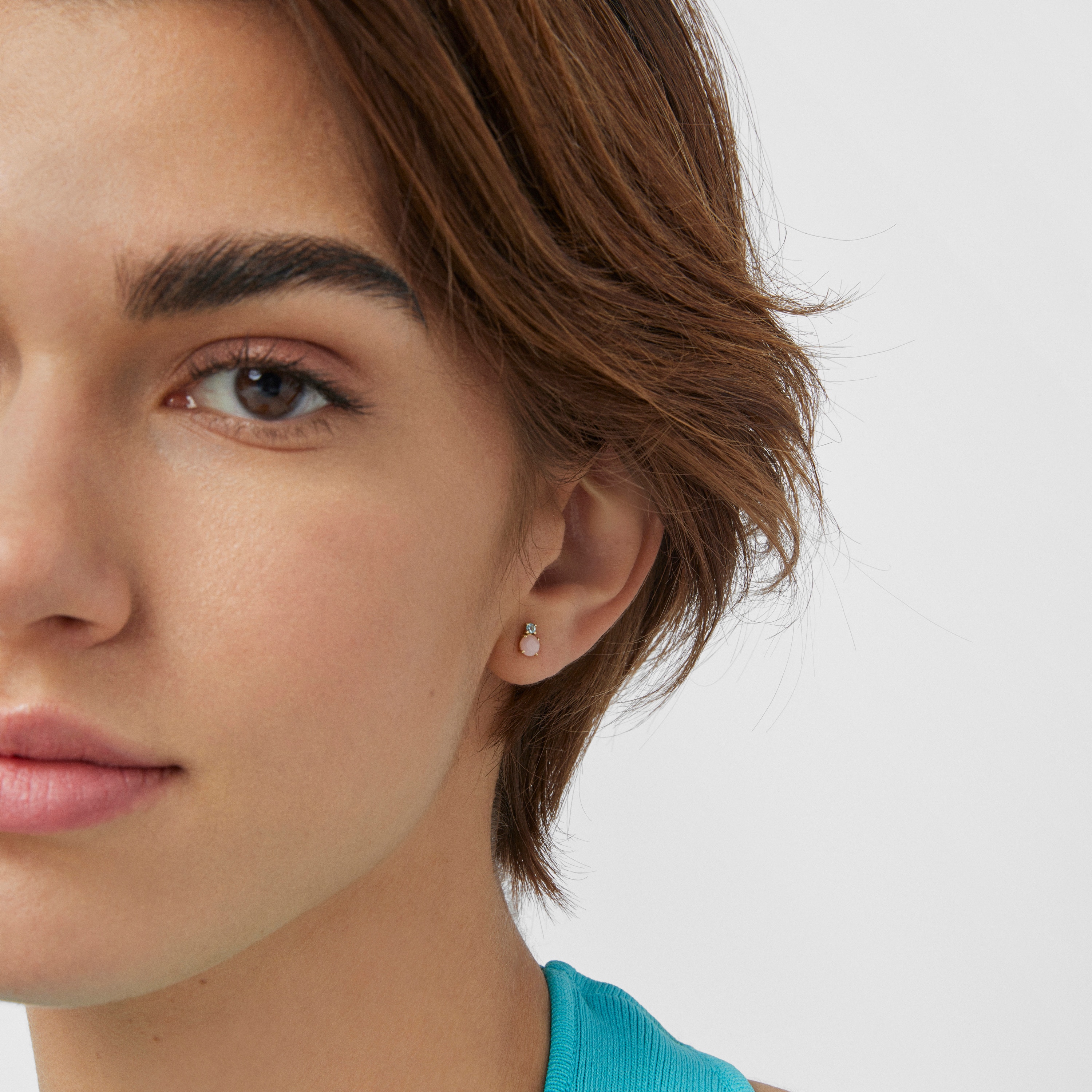 Mini Ivette Earrings in 18K solid gold with Opal and Topaz