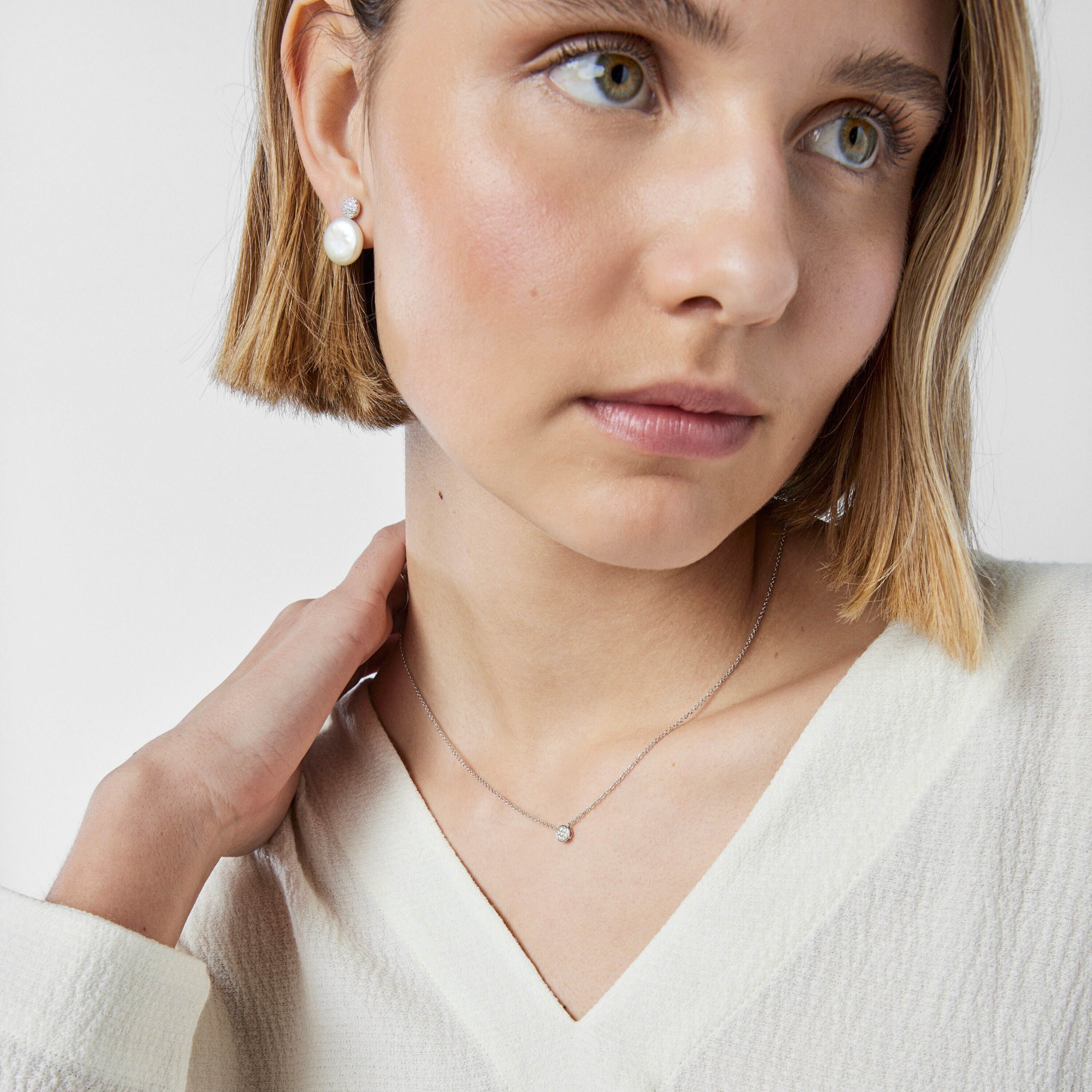 18K white gold with Diamonds Alecia Necklace