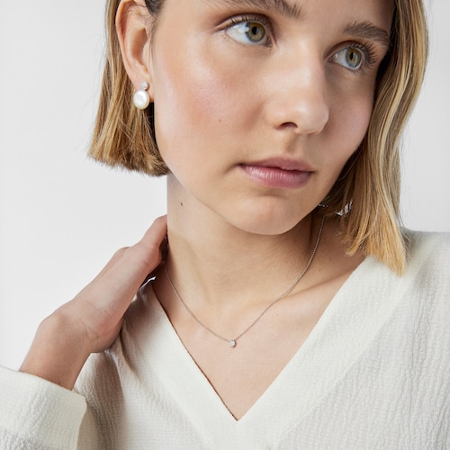 Collar de oro blanco con diamantes Alecia