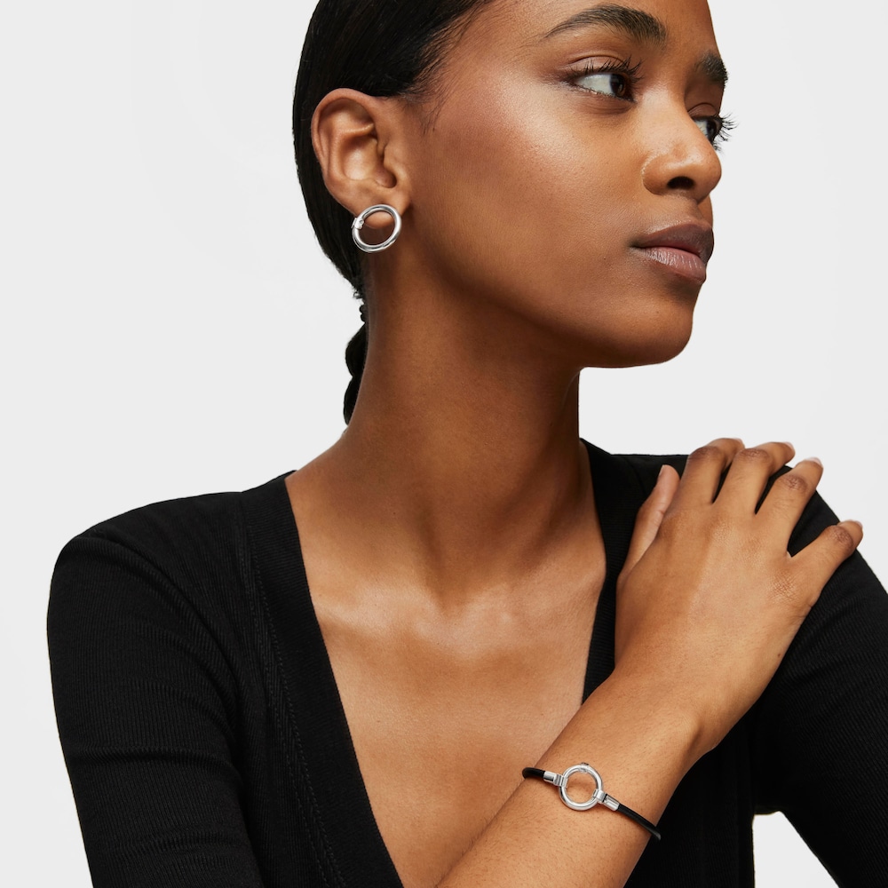 Pulsera de plata y cuero negro Hold