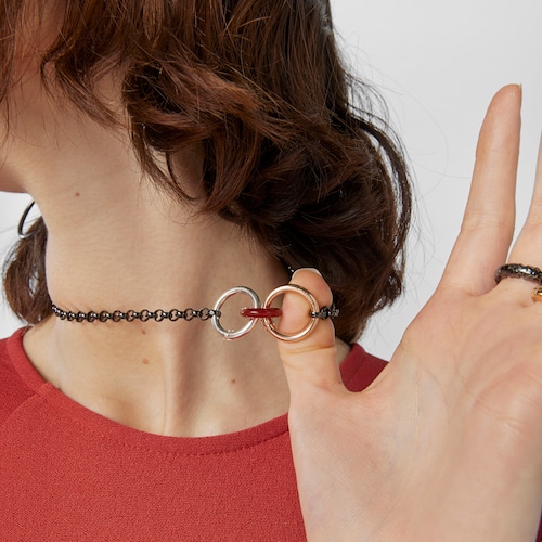 Colar Hold Gems em Prata Vermeil e Prata Dark Silver com Pedras Preciosas