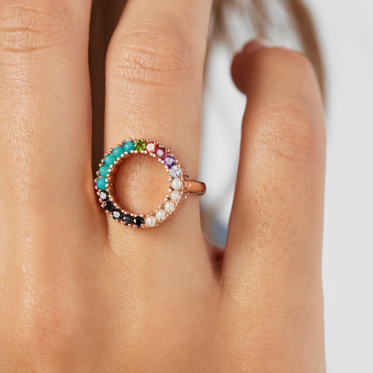 Anillo disco de plata vermeil rosa con gemas multicolor Straight