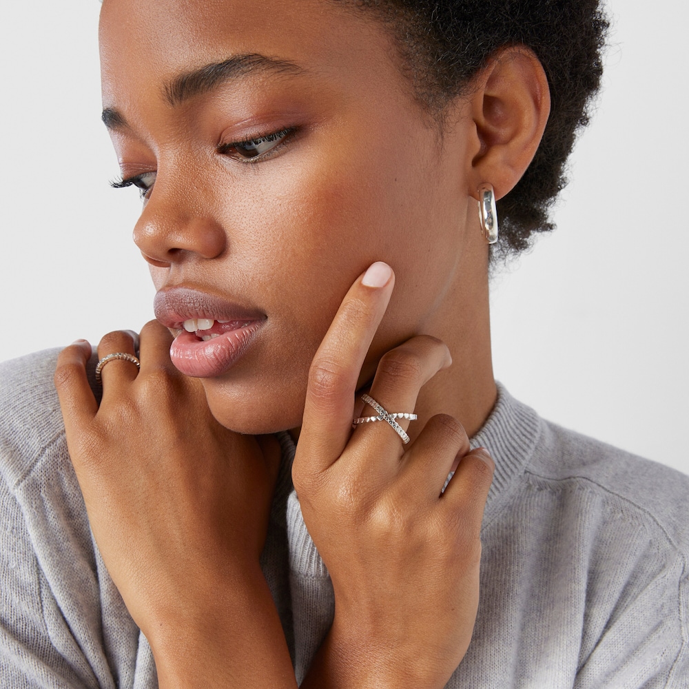 Anillo cruzado de plata motivos oso y coraz&oacute;n Straight