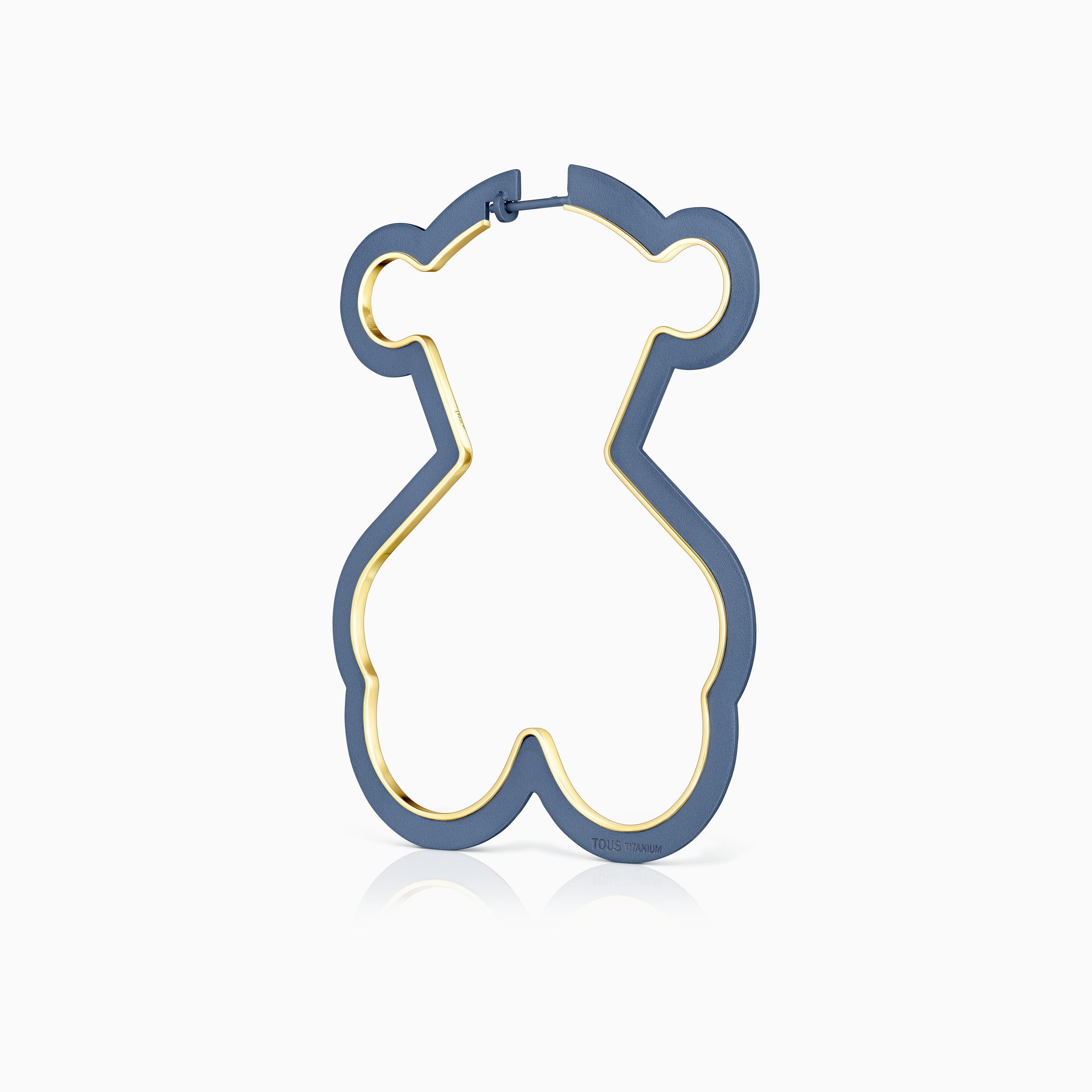 Silueta 1/2 Earring, bear in 18K gold vermeil and Titanium