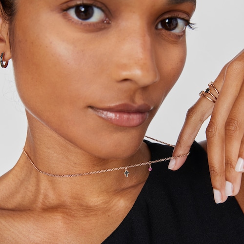 Colar Motif cruz em Prata Vermeil rosa com Espin&eacute;lios e Rubi