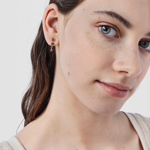 Boucles d&rsquo;oreilles Motif courtes en Or Vermeil rose avec Spinelles et Rubis