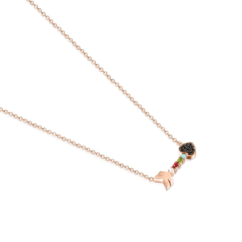 Collar San Valent&iacute;n flecha con ba&ntilde;o de oro rosa 18 kt sobre plata y gemas