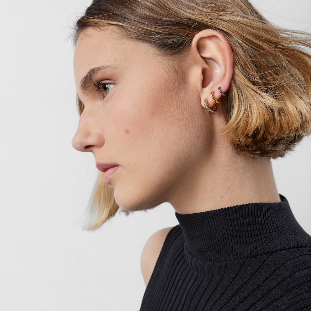 Earcuff con baño de oro 18 kt sobre plata y diamantes Nocturne image number 5