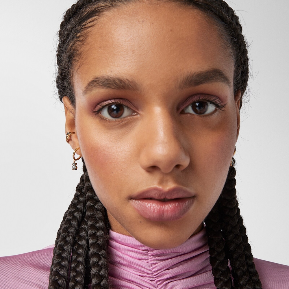 Orecchini a cerchio corti con orsetto placcati in oro 18 kt su argento e diamanti Nocturne