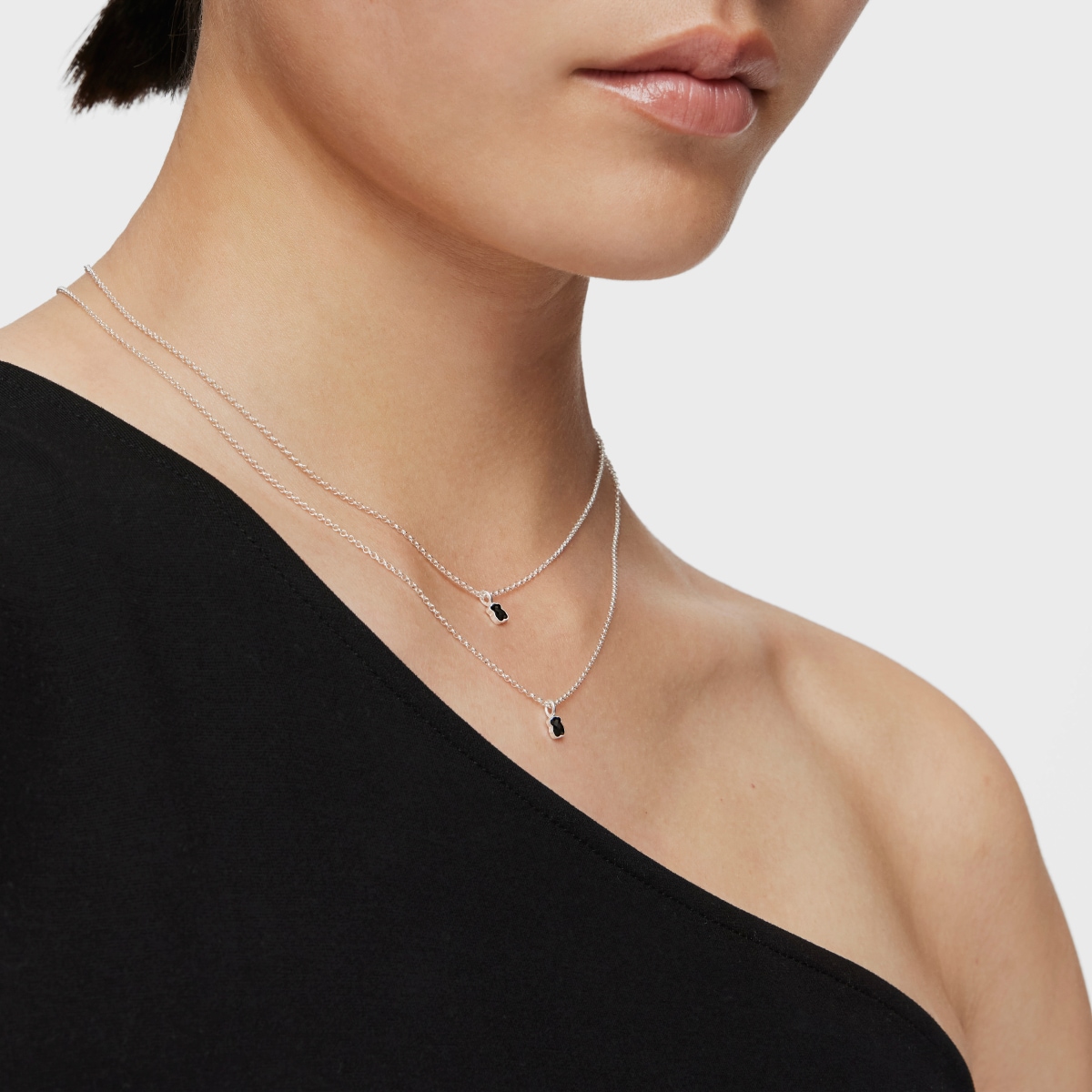 TOUS Mini Onix Necklace in Silver with Onyx 0,4cm