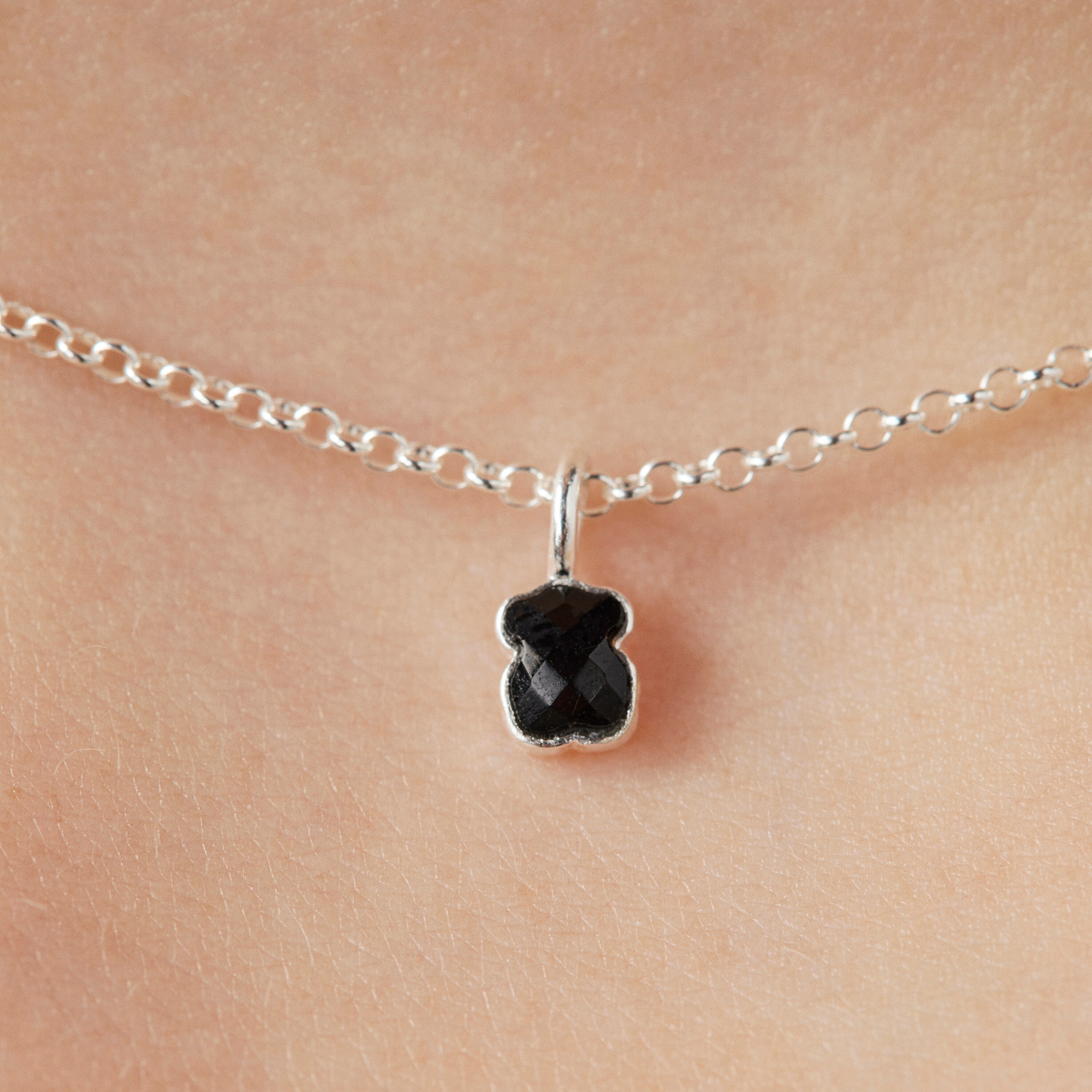 TOUS Mini Onix Necklace in Silver with Onyx 0,4cm.
