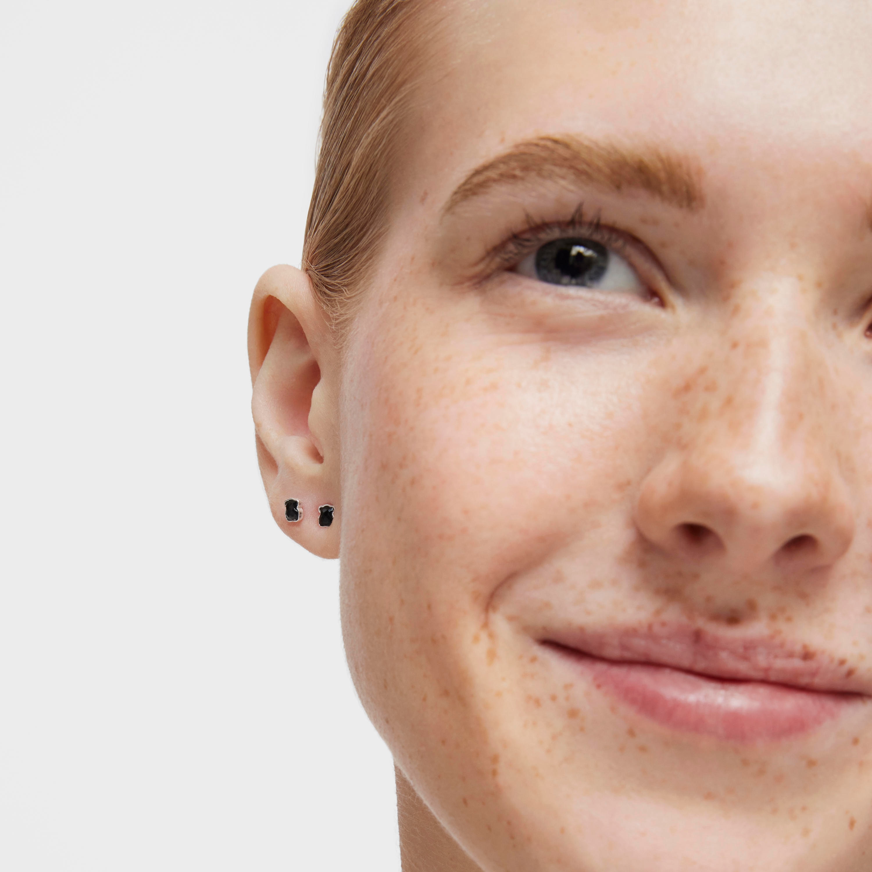 TOUS Mini Onix Earrings in Silver with Onyx 0,4cm.