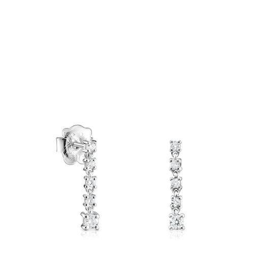 Pendientes cortos de oro blanco con diamantes Riviere