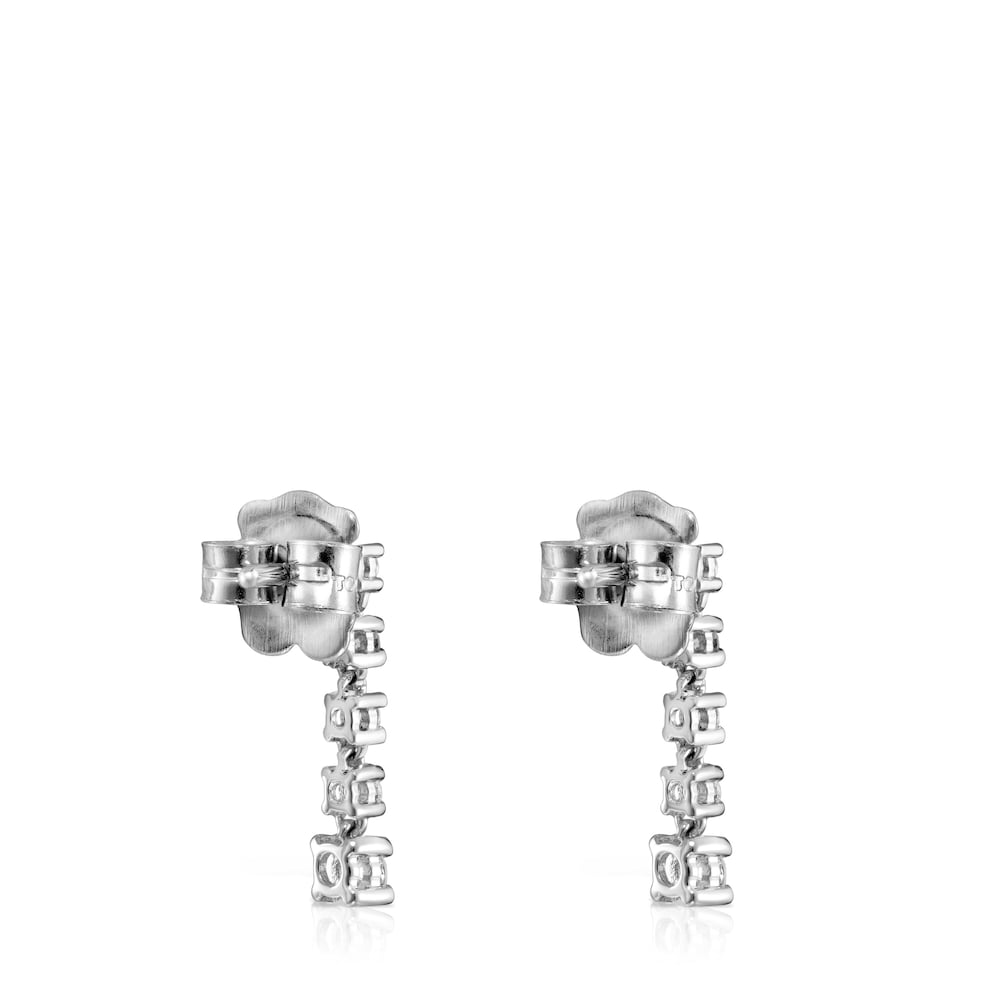 Pendientes cortos de oro blanco con diamantes Riviere