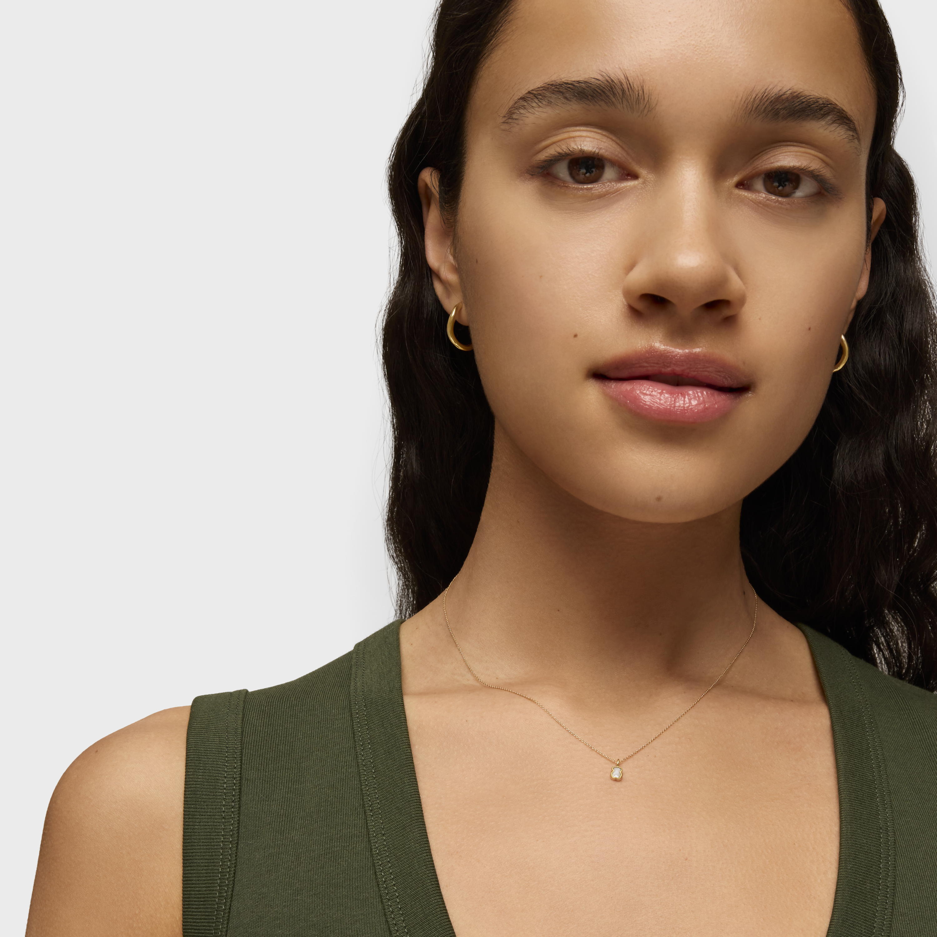 18K solid gold and Mother-of-Pearl Glory Necklace