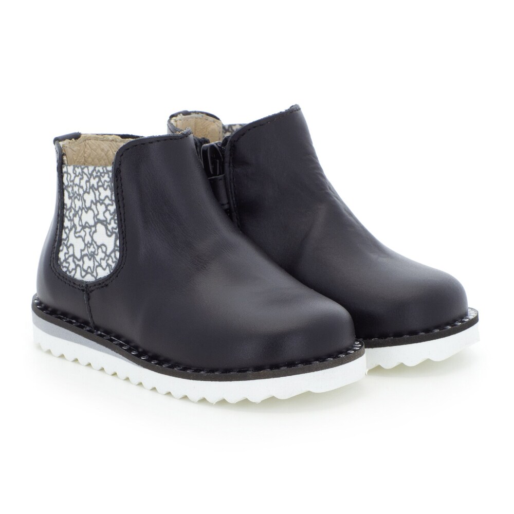 Bota de menina cano baixo Run Negra